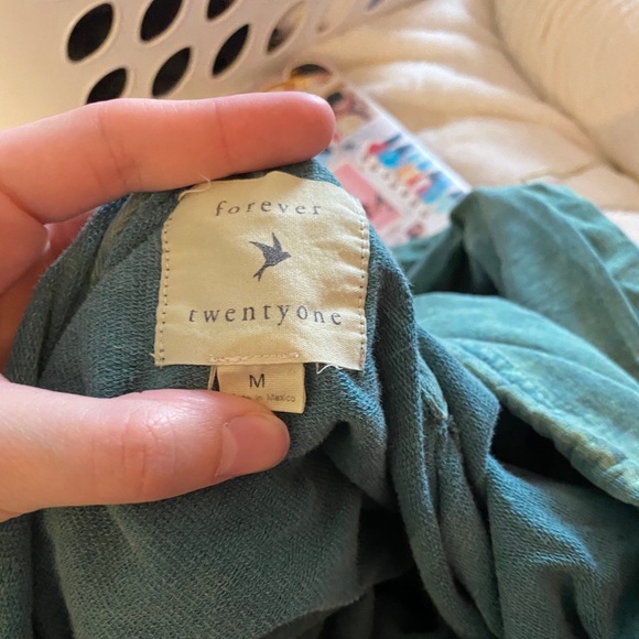 Forever 21 Cropped Hoodie - Picture 4 of 4